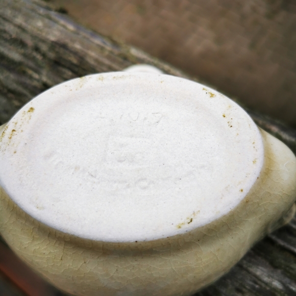 Vintage Pottery Double Spout Gravy Boat - Picture 10 of 16